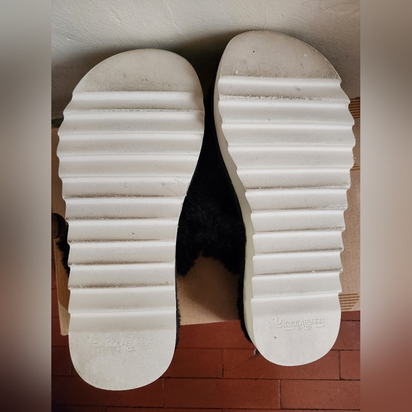 Koolaburra by Ugg - Picture 5 of 8